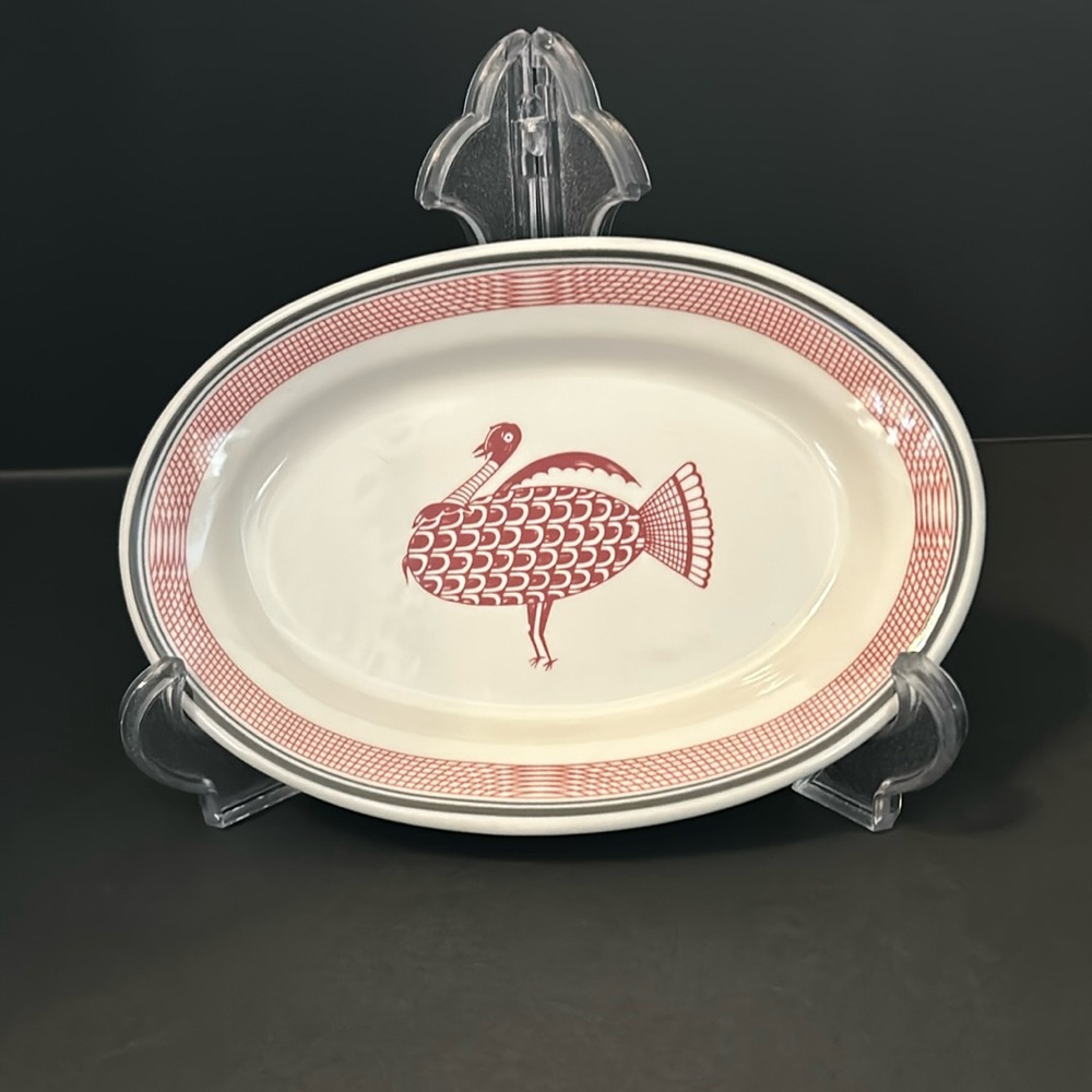 Mimbreno Turkey Small Oval Serving Platter - Maroon & White